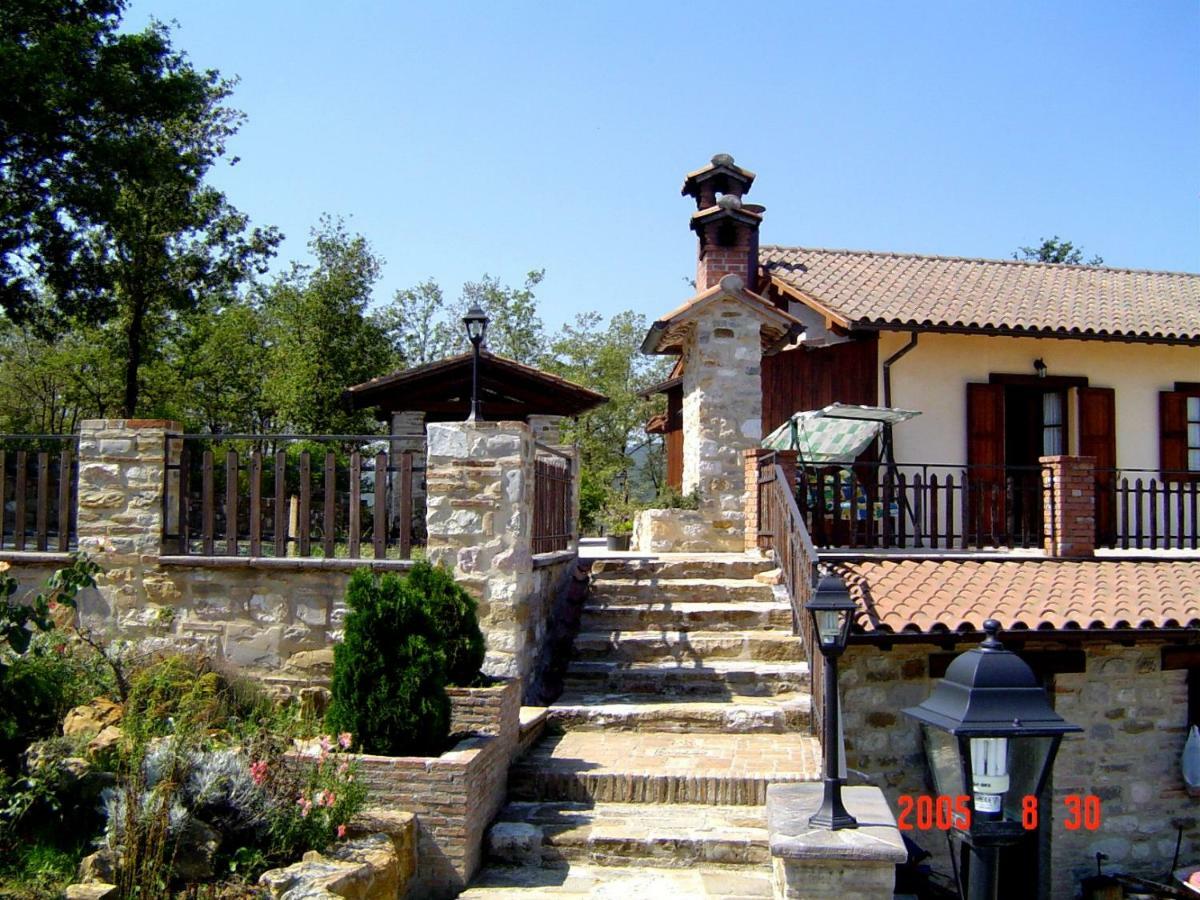 Agriturismo Countryhouse Le Giare Gubbio Zewnętrze zdjęcie