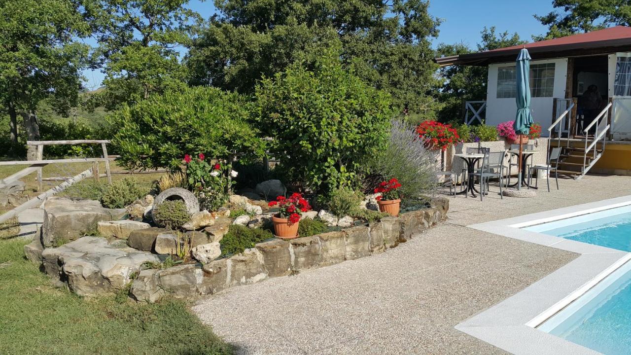Agriturismo Countryhouse Le Giare Gubbio Zewnętrze zdjęcie